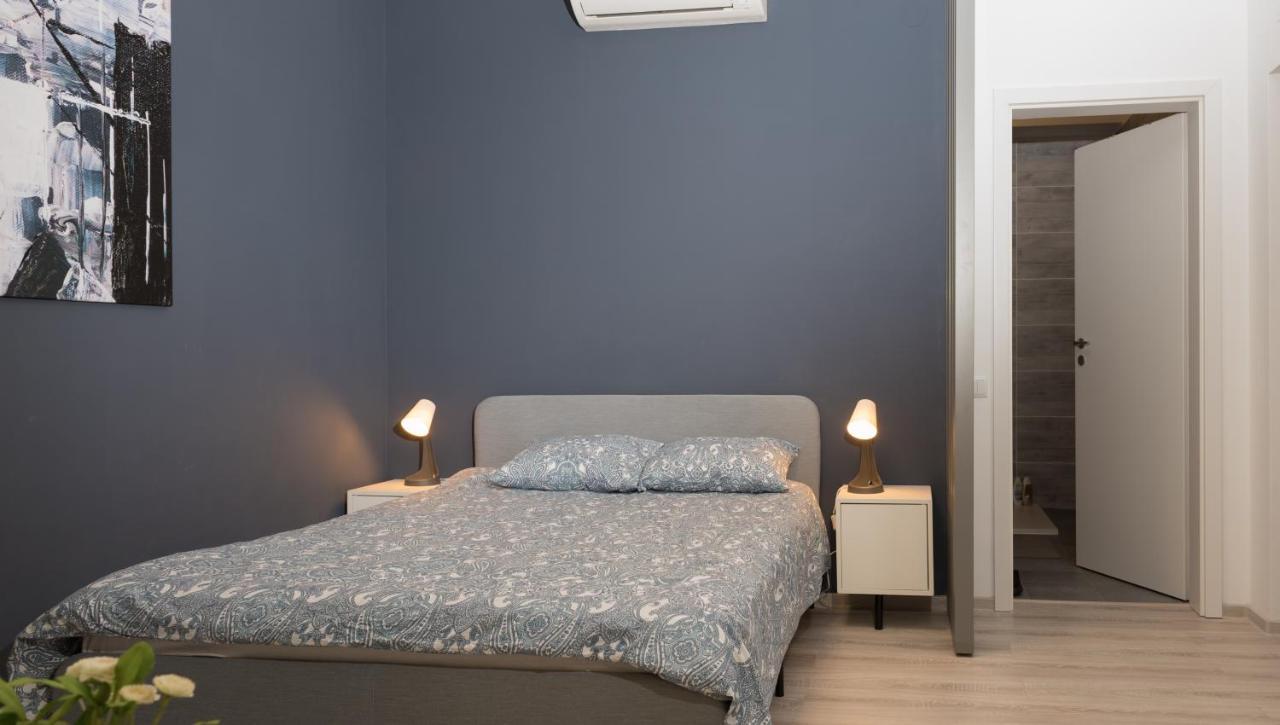 The Chic Minimalist - Apartment Iasi Ngoại thất bức ảnh